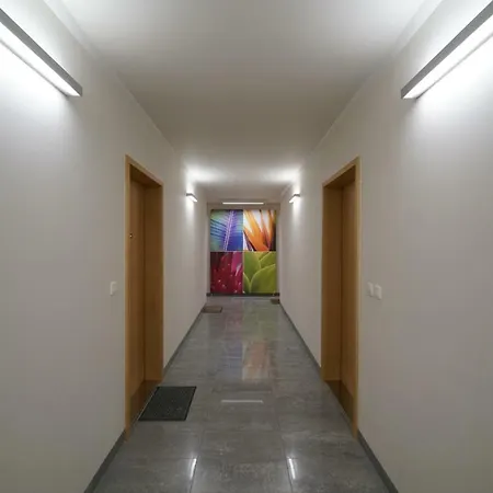 Flora Cozy By Chors Appartement *